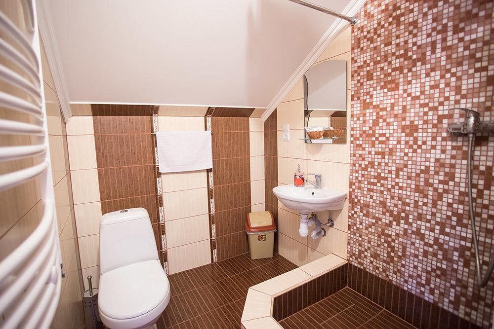 Goldenluxe Hotell Berehove  Exteriör bild